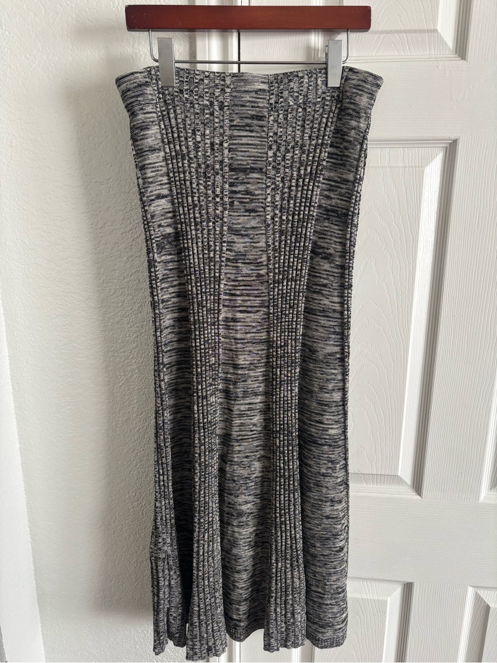 COS‎ Flared Ribbed-Panel Midi Skirt Gray Size M - Picture 2 of 6